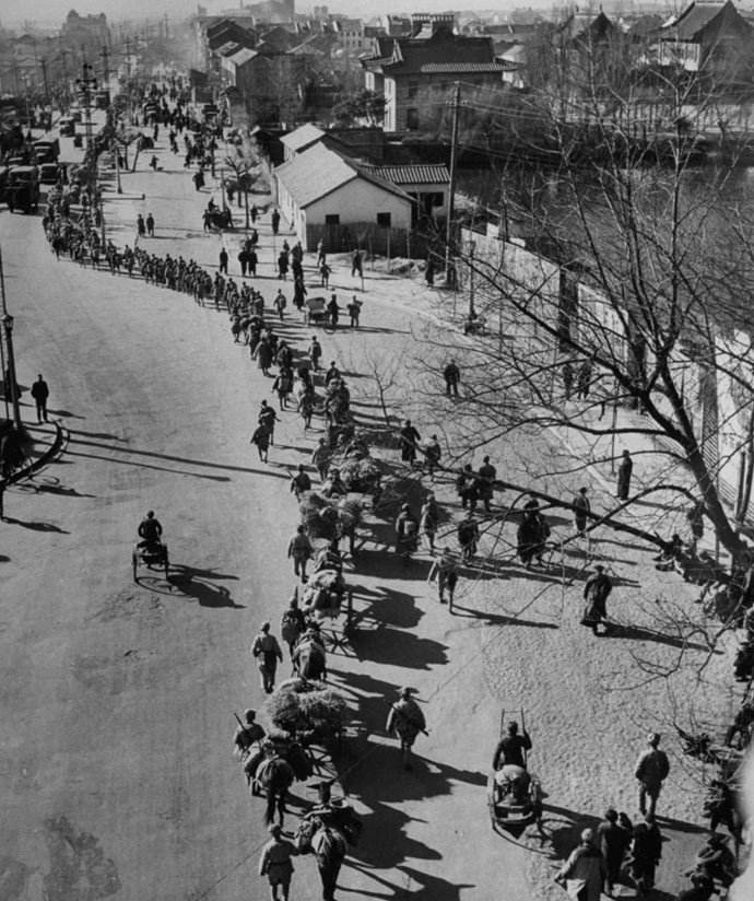 PG电子线上登入-南京国民队与海口华侨队激战生死时刻