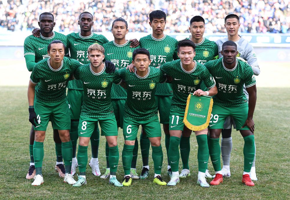 国安胜建业：北京国安队胜河南建业队，取得积分领先的简单介绍