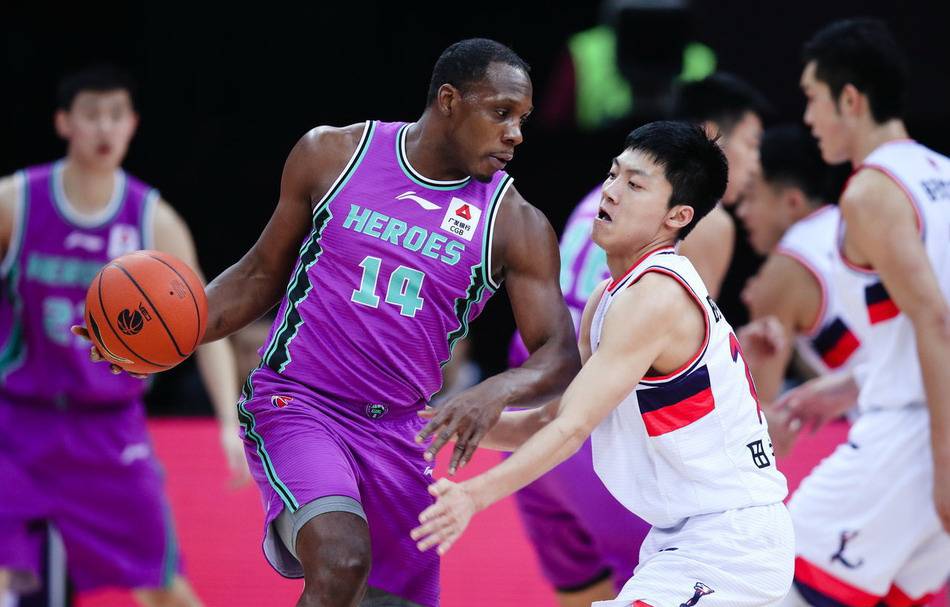 猛龙客场大胜雄鹿,继续领跑东部积分榜的简单介绍 猛龙客场大胜雄鹿,继续领跑东部积分榜的简单介绍