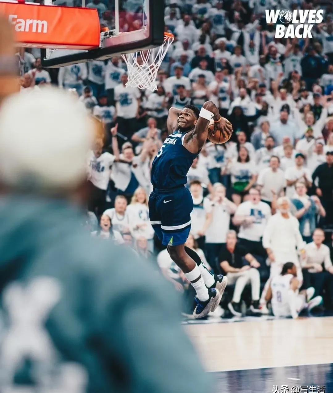 PG电子试玩-包含森林狼后卫可克马斯膝盖不适，或缺阵数场比赛的词条