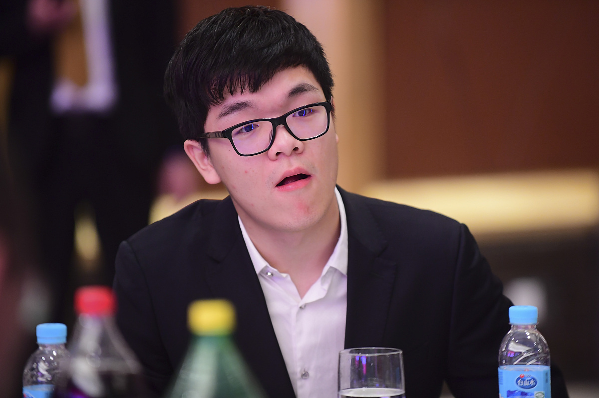 SHR险胜KT,CoreJJ拿下关键大龙顶尖较量淘汰赛,留下经典瞬间 SHR险胜KT,CoreJJ拿下关键大龙顶尖较量淘汰赛,留下经典瞬间