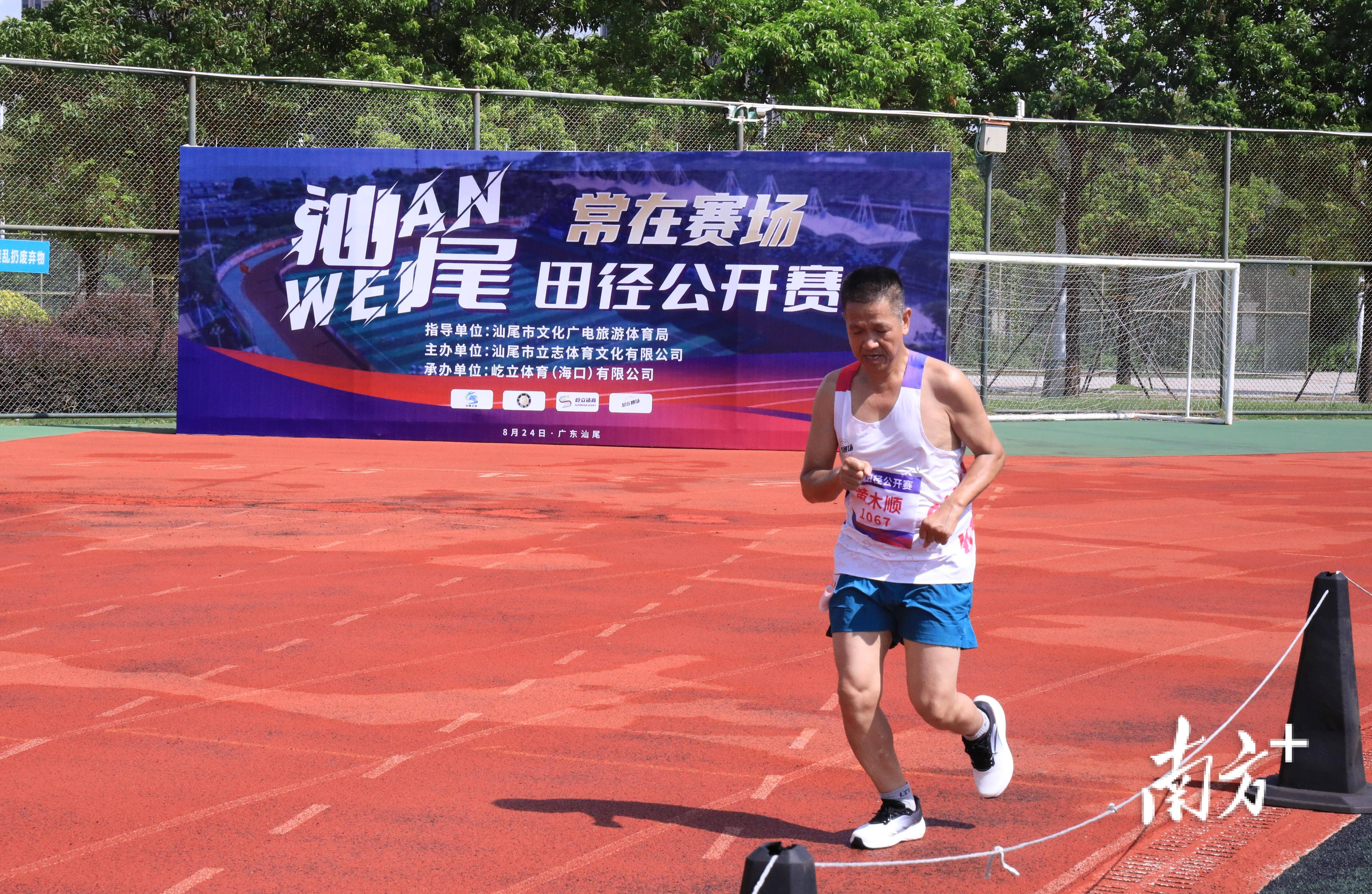 C9绝杀EDG，Perkz线上压制力十足顶尖较量全球总决赛，点燃全场激情