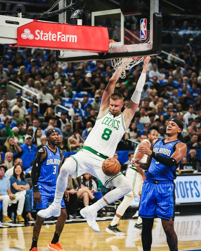 凯尔特人客场逆转奇才,取得四连胜 凯尔特人客场逆转奇才,取得四连胜