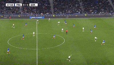 加拿大射击选手力挫对手，跃居领先位置