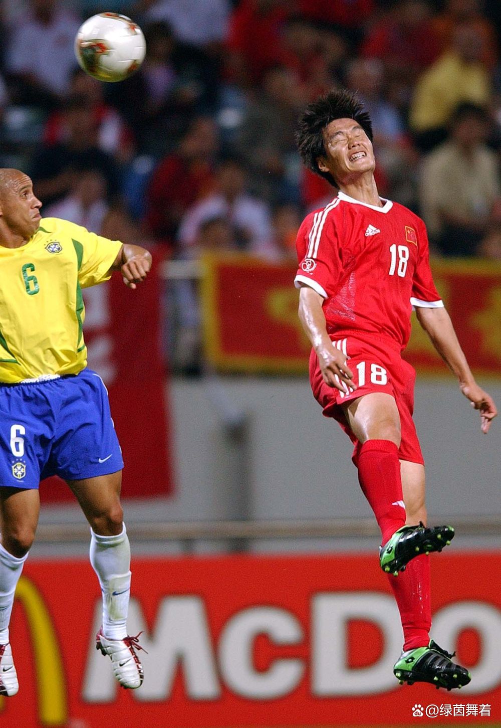 创造传奇！亚洲足球赛场上铸就新辉煌