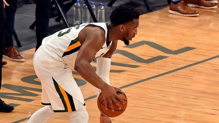 辽宁队逆转尼克斯,莫兰特状态火热的简单介绍 辽宁队逆转尼克斯,莫兰特状态火热的简单介绍