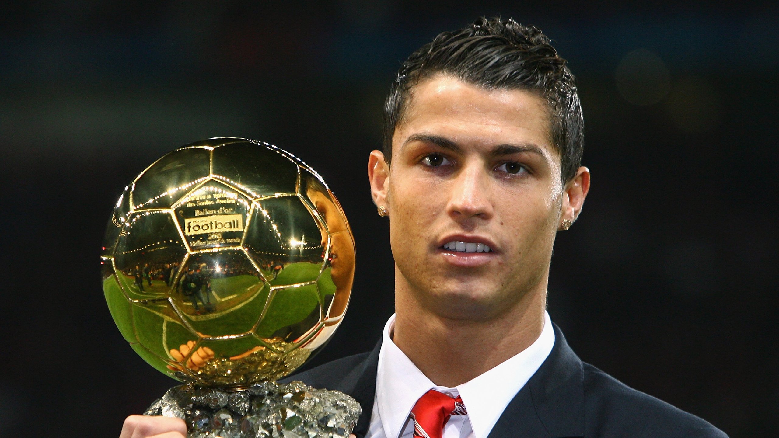 当非洲雄狮咆哮英超，劳塔罗演绎的喀麦隆式胜利哲学