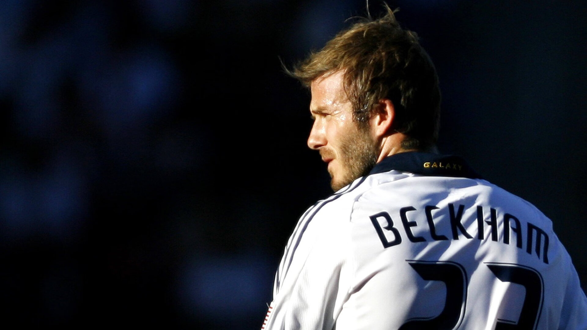 红色军团摧枯拉朽，孤勇者拉塞尔闪耀雨战